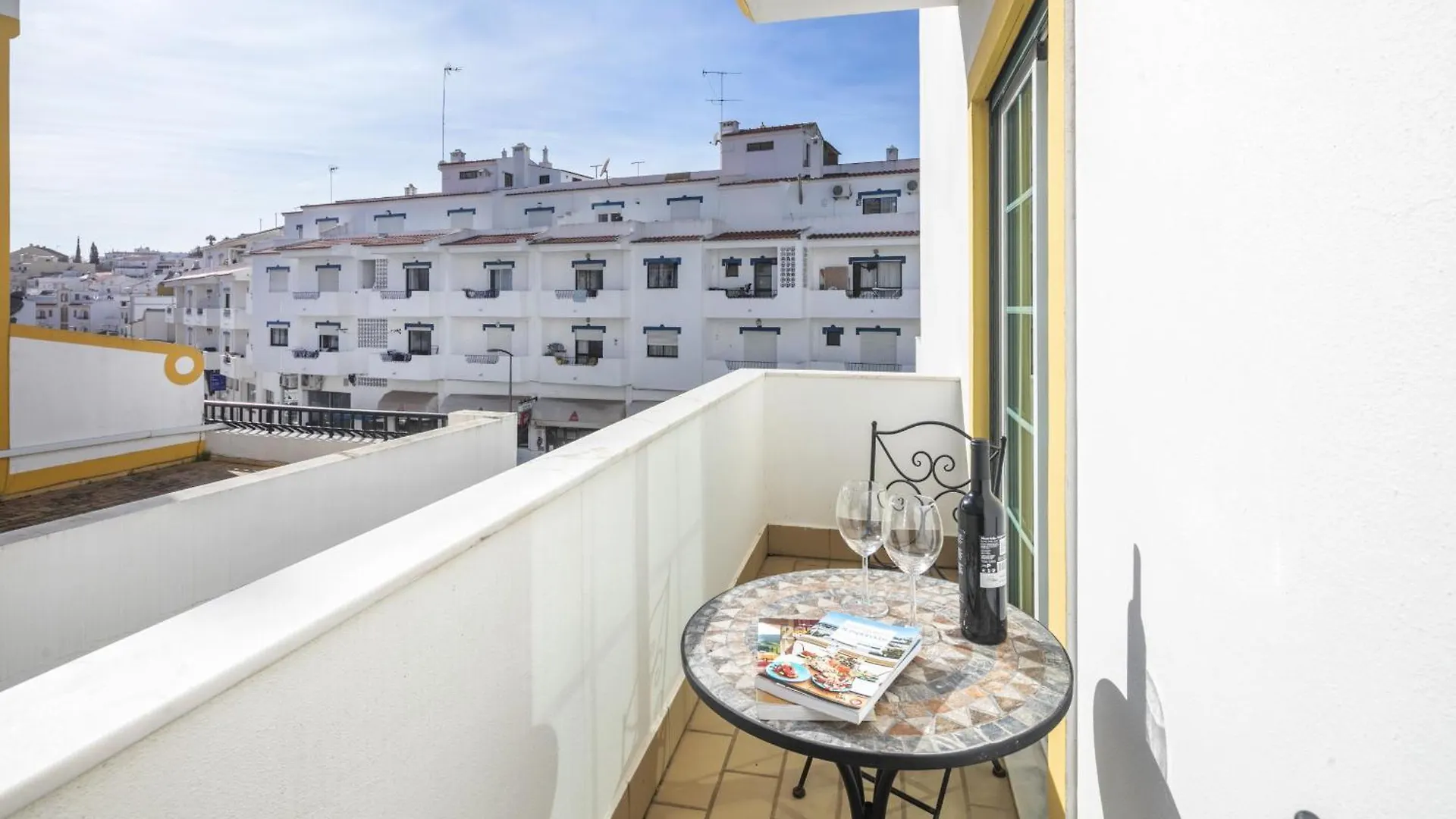 Casa Do Mundo Apartment Carvoeiro  Carvoeiro (Lagoa)